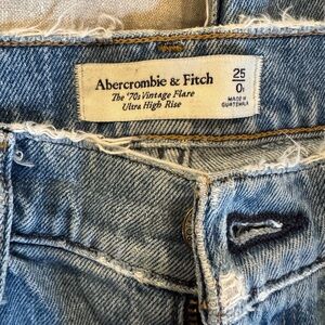 Abercrombie & Fitch '70s Vintage Flare Ultra High Rise
